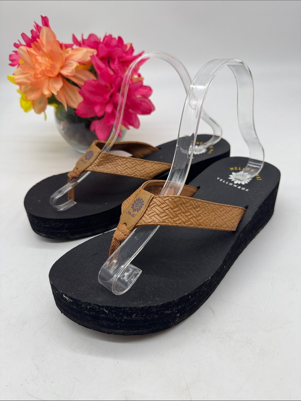 Yellow Box Women’s Tan Woven Strap Platform Flip Flops Size 7.5